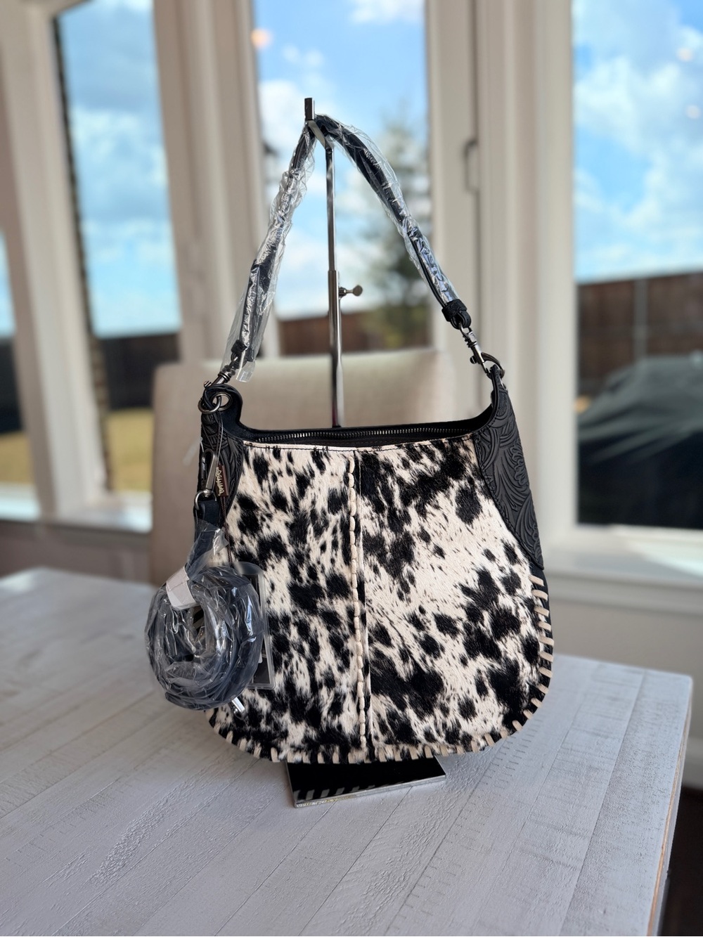 Trinity Ranch Cowhide & Tooled Leather Hobo Crossbody Bag Black